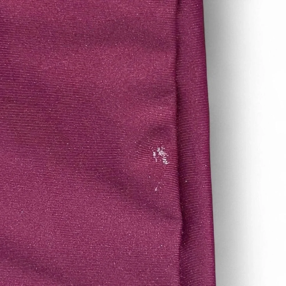 Old Navy Active Girls Maroon High Neck Sports Bra Top – Size XL Activewear